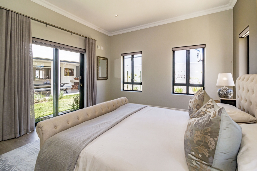 To Let 4 Bedroom Property for Rent in Croydon Olive Estate Western Cape